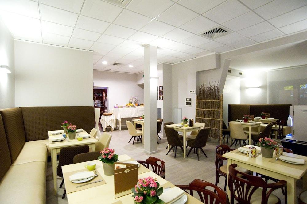 Hotel Piero Della Francesca アレッツォ エクステリア 写真
