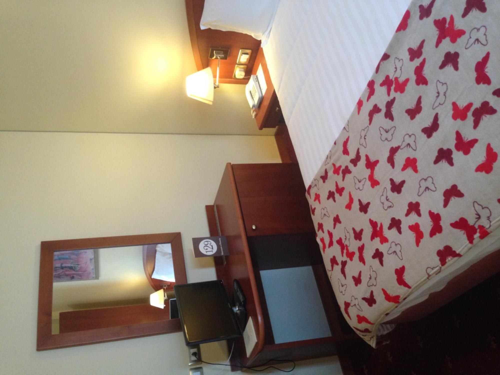 Hotel Piero Della Francesca アレッツォ 部屋 写真